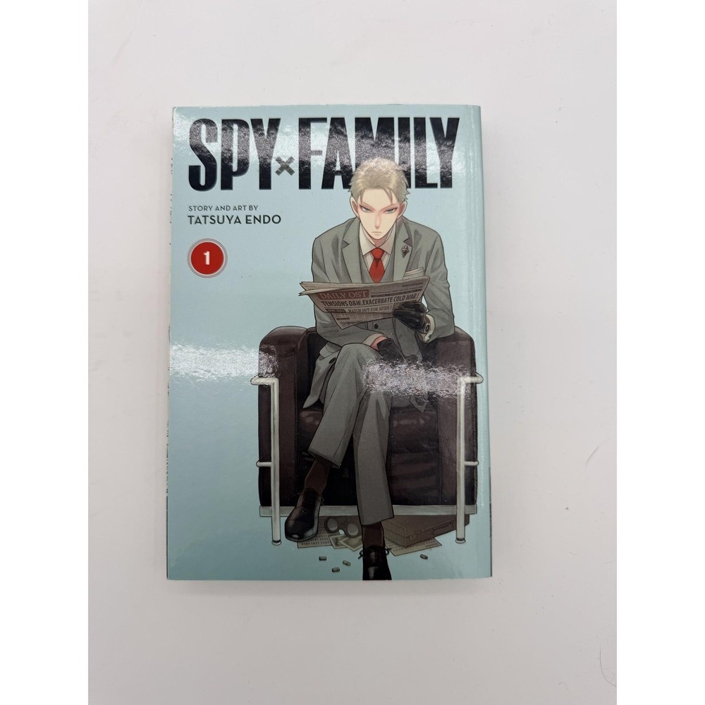 Spy X Family Vol 1 Manga Graphic Novel VIZ Media Tatsuya Endo Green Anime Book